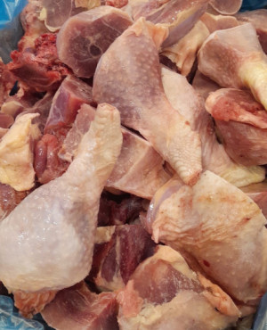 Pluvera Hard Chicken (Leg/Thigh) 5kg